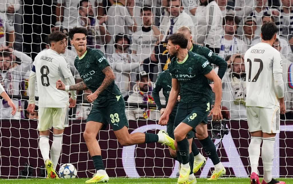 欧冠之王伯纳乌崩盘，英超霸主曼城1-2逆转掀翻皇家马德里